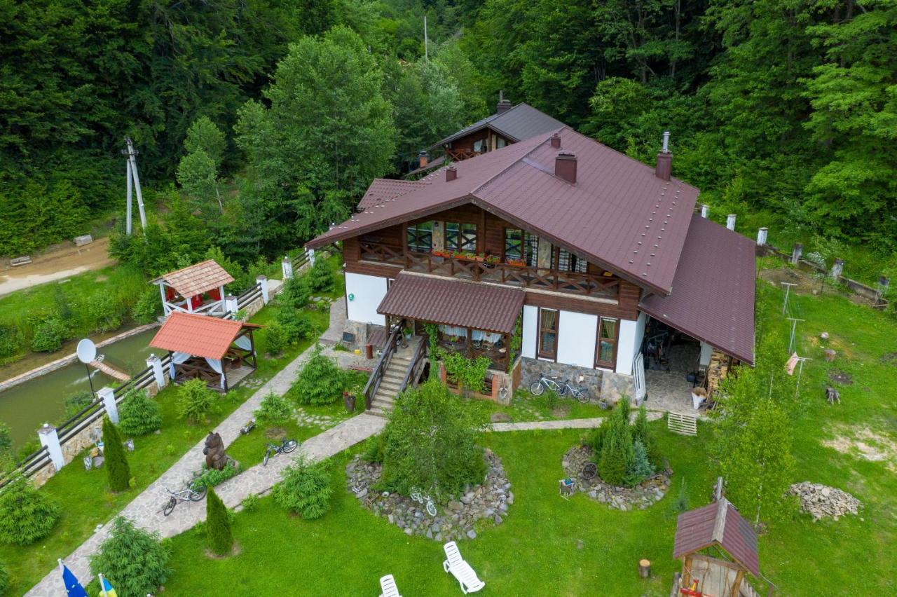 Chalet Vedmezhe 波利亚纳 外观 照片