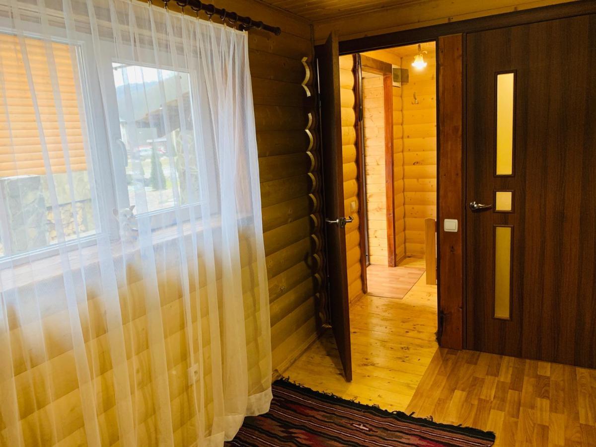 Chalet Vedmezhe 波利亚纳 外观 照片