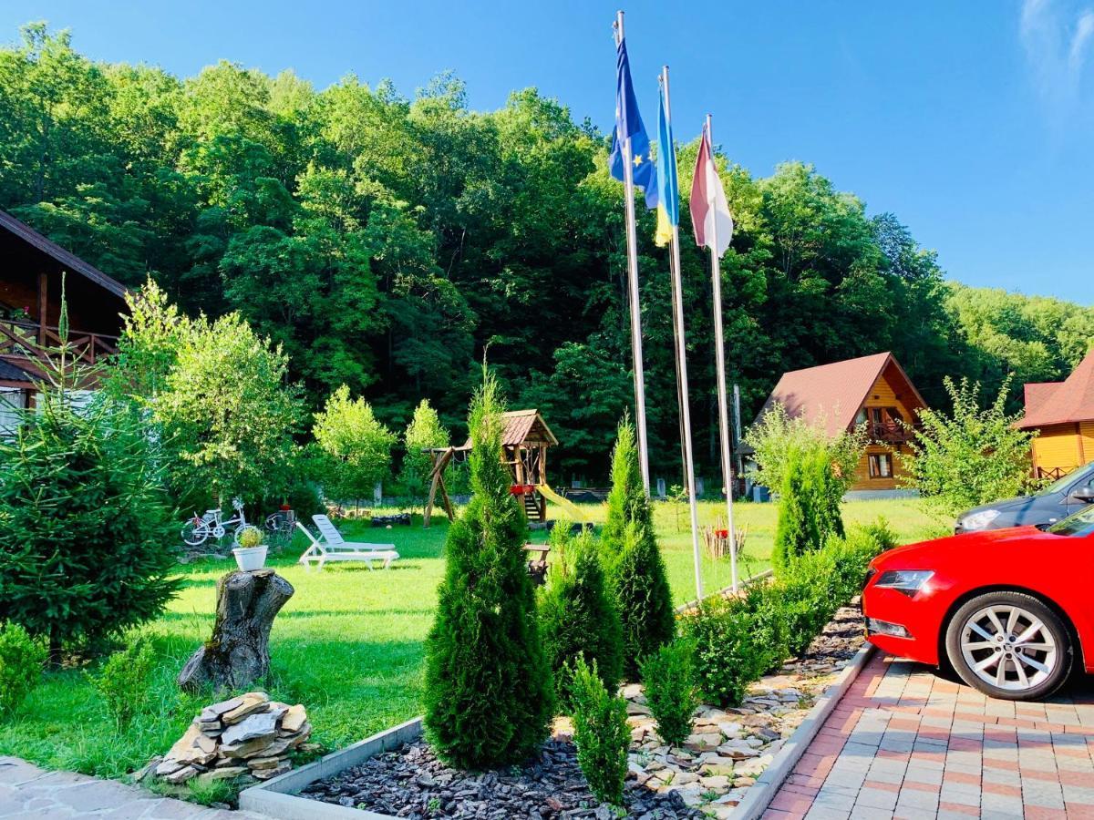 Chalet Vedmezhe 波利亚纳 外观 照片